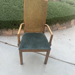 Accent Chair 