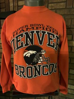 Vintage 90s Denver Broncos Sweatshirt. Size large