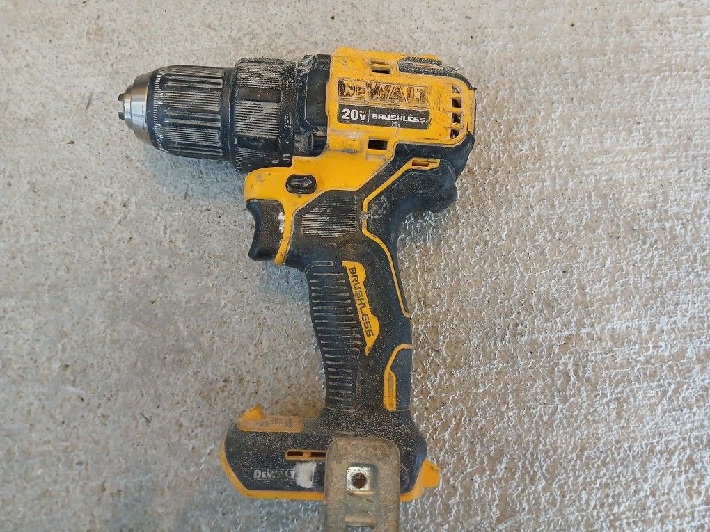 Dewalt 20V MAX Cordless Brushless Drill/Driver