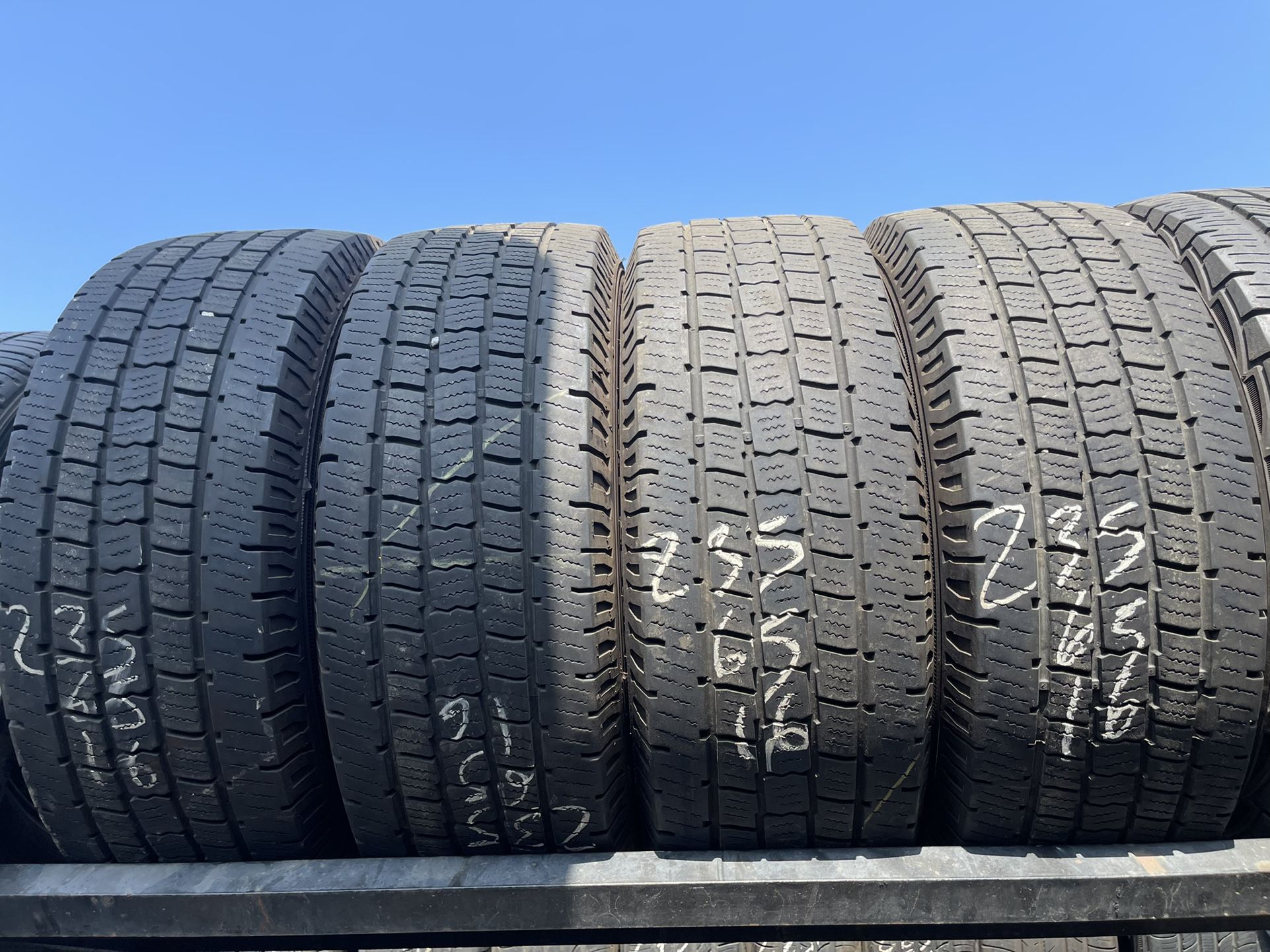 235-65-16 Used Tires 235/65/16 Llantas Usadas 
