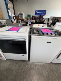 Maytag Washer and Dryer Set