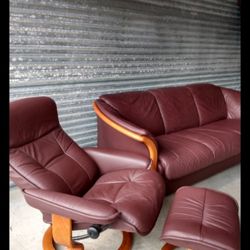 BRAND NEW - BEAUTIFUL CANTONI ITALIAN LUXURY LEATHER SOFA SET