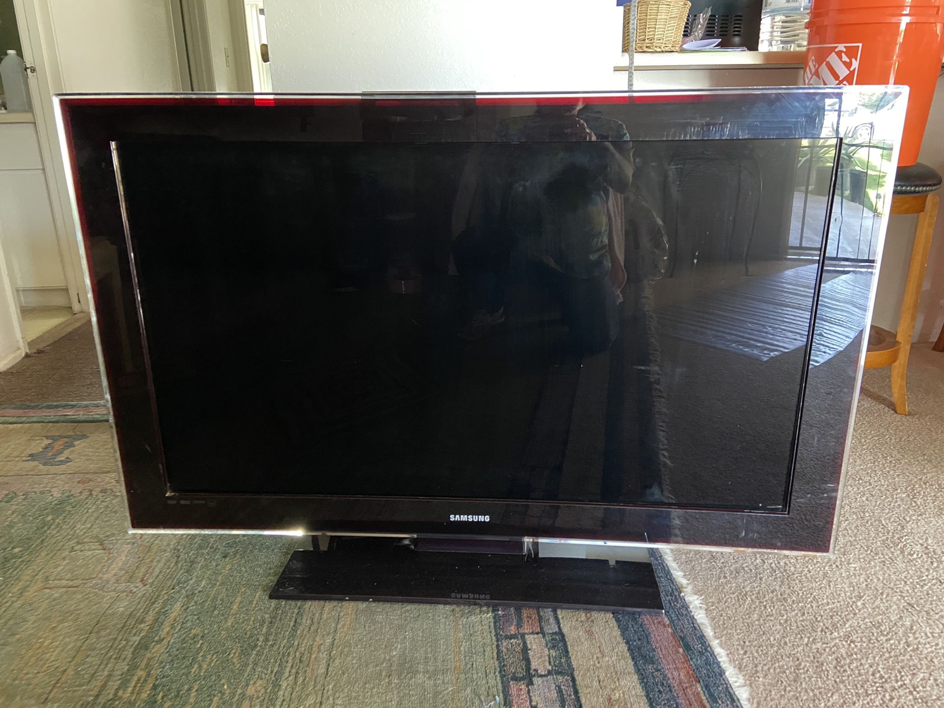 Samsung 48 plasma tv , excellent condition