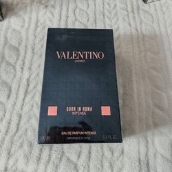 Valentino Uomo Born in Roma Intense EDP 3.4 oz