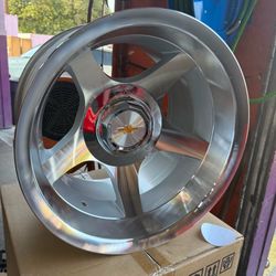 FOR SALE – 1510 5-Lug Wheel & Tire Package 🔥