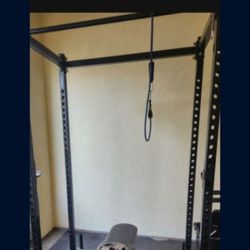 Exercise Station With Weight Plates 