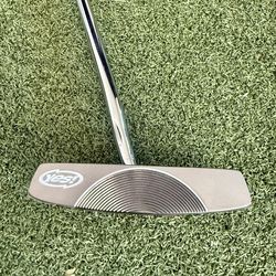 Yes! C-Groove Center Shaft Putter Left Handed “OBO”