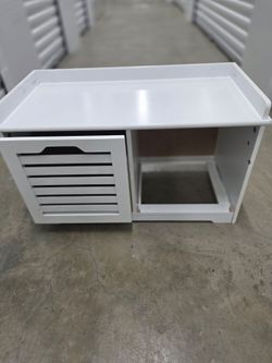 Small Table with basket draw