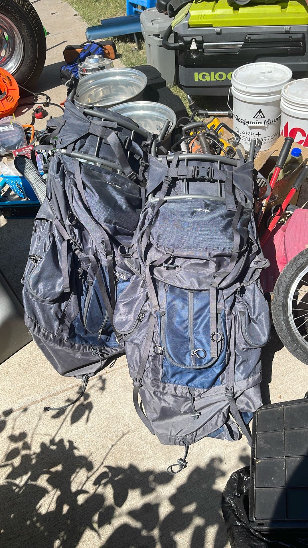 2 Hiking Backpacks