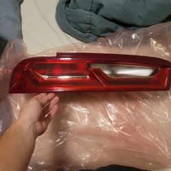 Camaro Stock Taillights 6th Gen. (2016-2018)