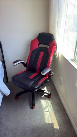 Gaming chair