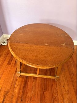 Drop-Leaf Dining Table | Gateleg Table