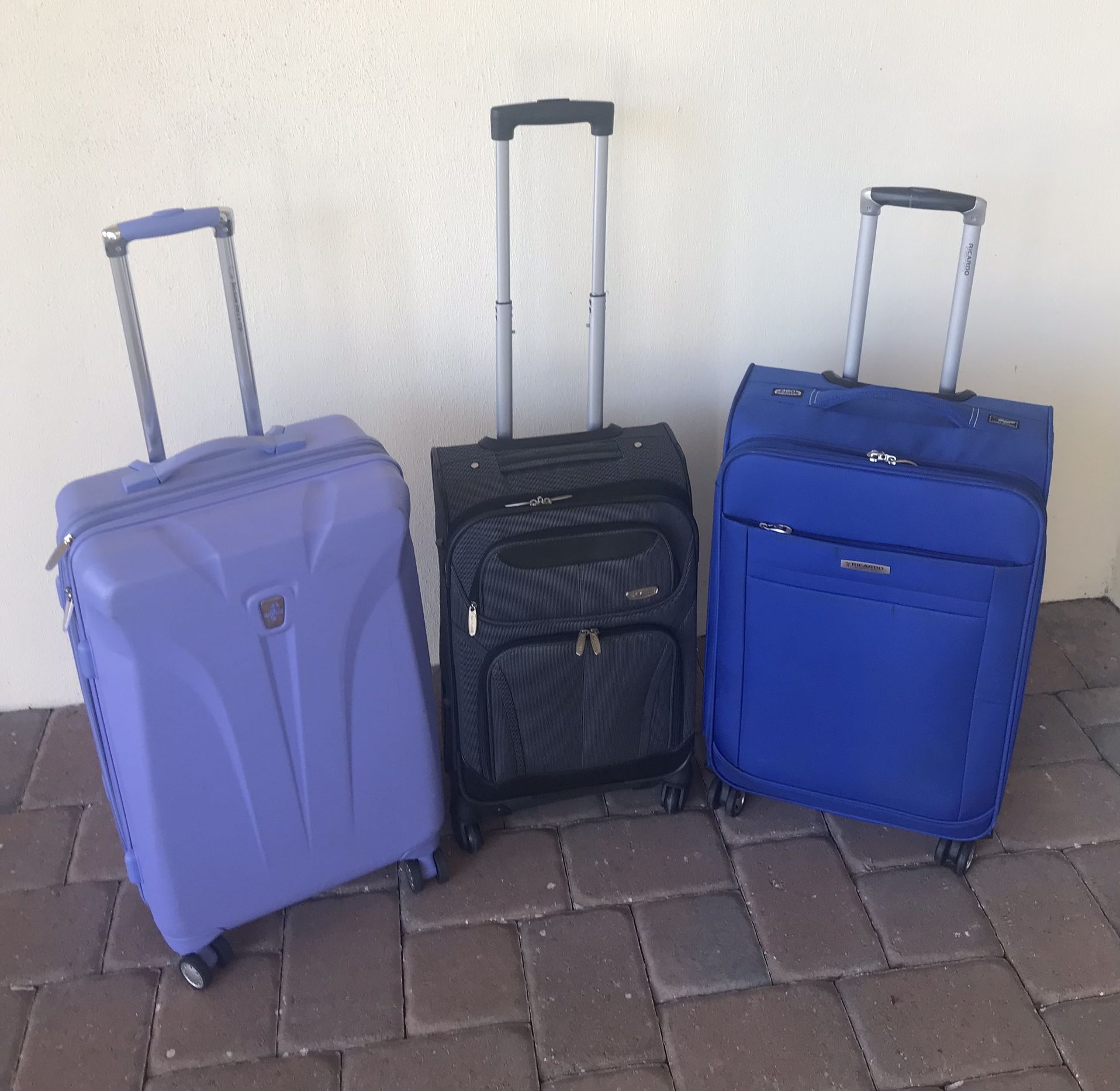 Lightweight Suitcases And Carry-on