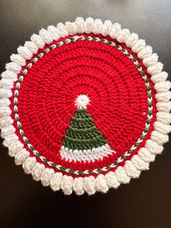 Christmas crochet 9in circular doily