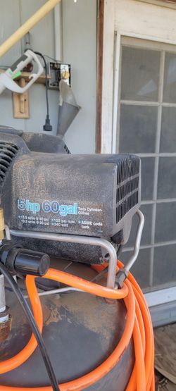 Air compressor