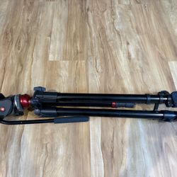 Manfrotto 701HDV Fluid Head Video Tripod – 755XB Professional Tripod
