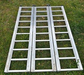 Trifold loading ramps