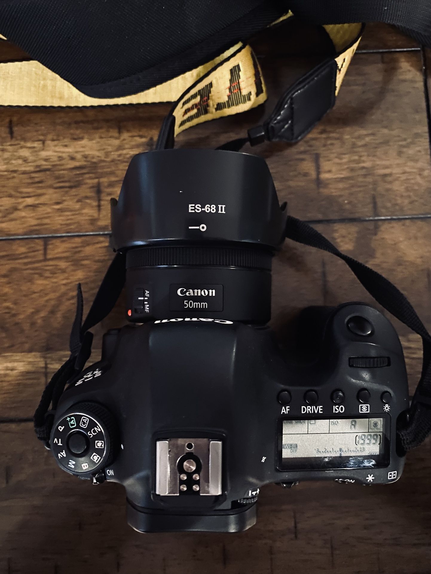 Canon EOS 6D + EF 50mm f/1.8 STM Black Lens w/ Lens hood (GREAT