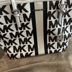 Michael Kors Handbag 