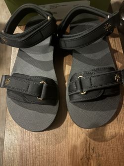 Tory Burch Sandals Six 9