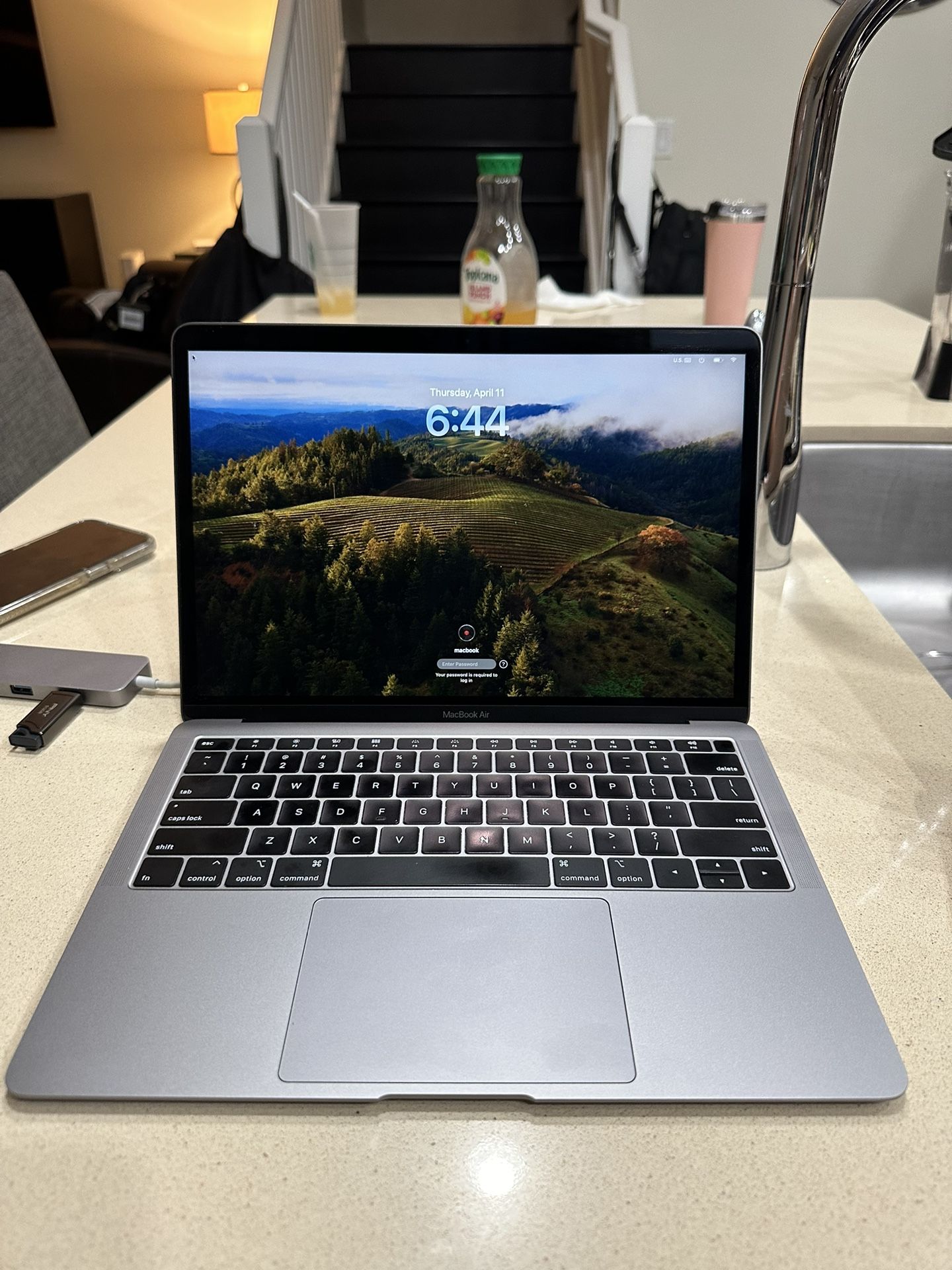 MacBook Air (2018 - 500gb | 16gb ram)