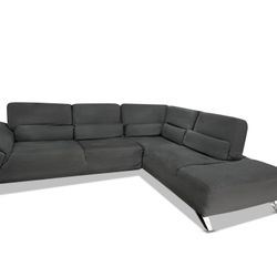 European SECTIONAL / COUCH - Excellent Condition
