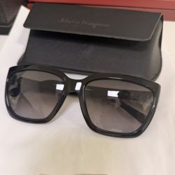 Ferragamo Sunglasses 