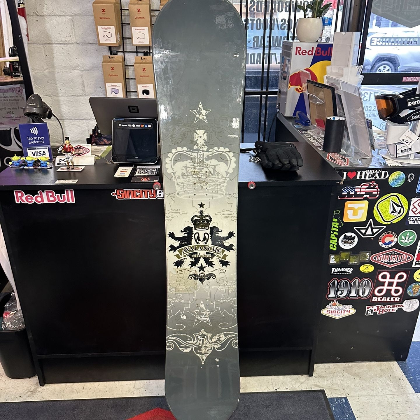 yes basic decade snowboard 2019 Yes. – evo Nebo DaVinci 5000 Lumen Color:PINK NOISE pocket