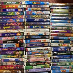 Large Lot of VHS Movies (327!)