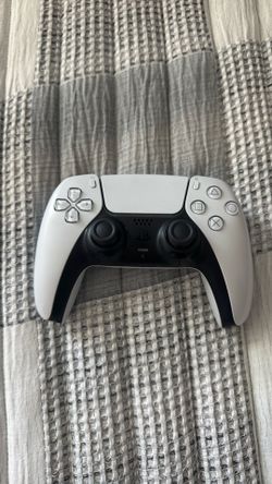 PS5 controller