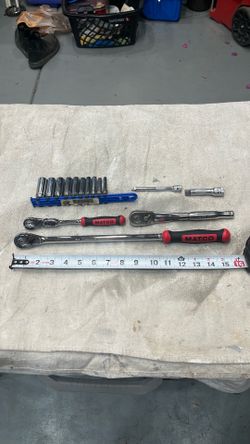 Matco ratchets, extensions, and metric socket set