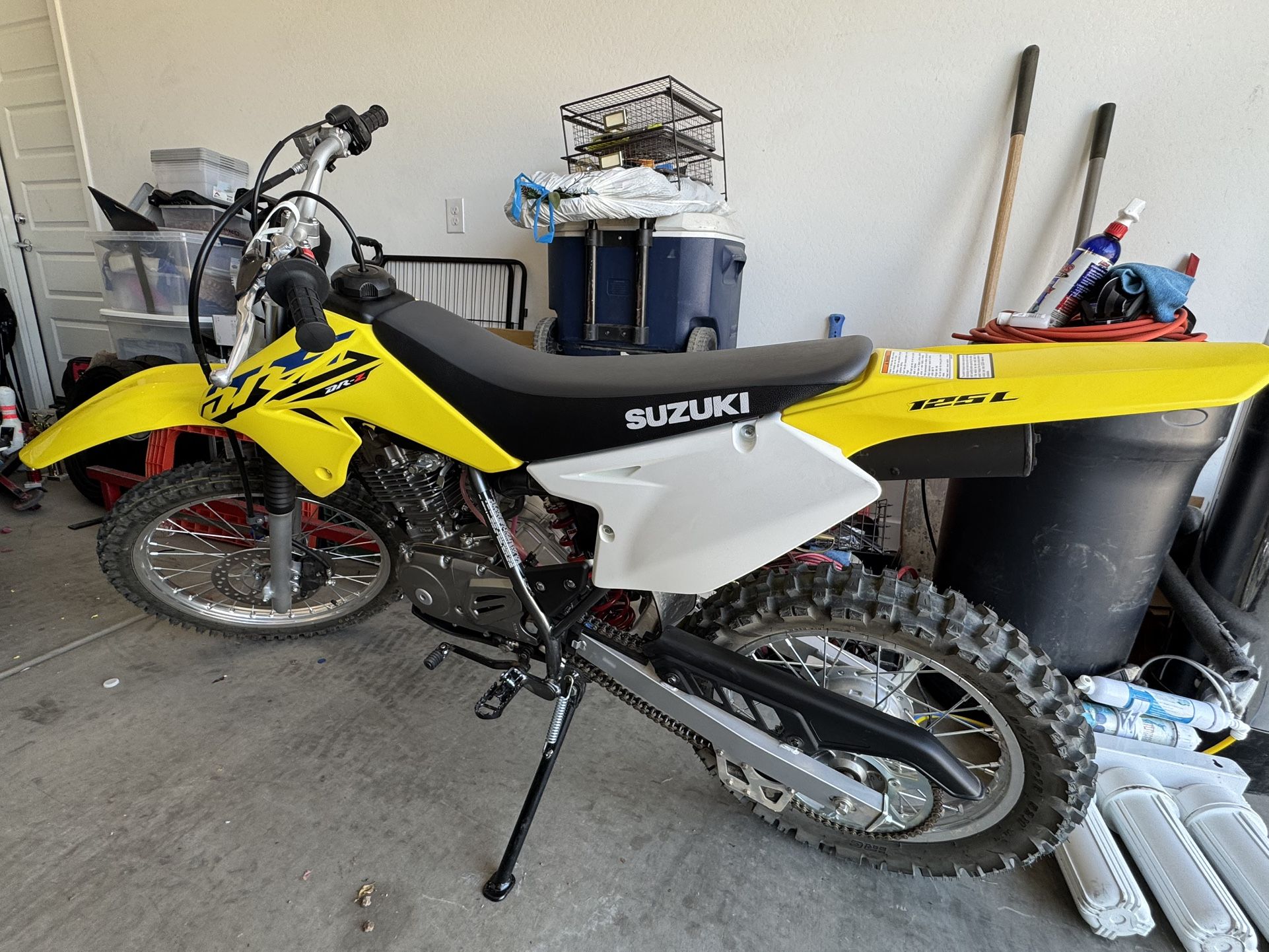 2024 Suzuki DRZ125L