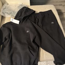 Alo Set Men Size Small