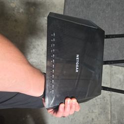 Netgear NIghthawk AC1750