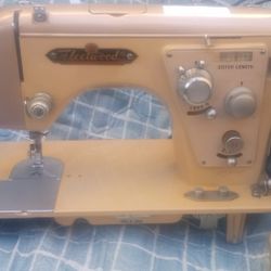 Sewing Machine 