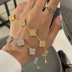 Van Cleef  Bracelets 