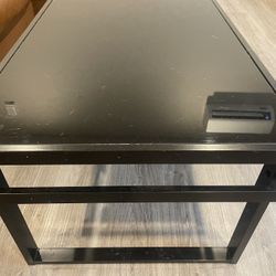 Need Gone! Coffee Table With Matching 2 Side Tables!