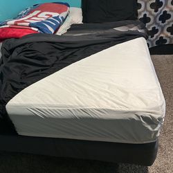 Full size mattress