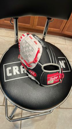 Mike Trout Model Rawlings Kids Baseball Glove.