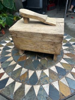 Vintage Griffin Shoe shine box
