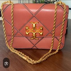 $400 🎀 Tory Burch Eleanor Diamond-Quilted Leather Convertible Shoulder Bag.