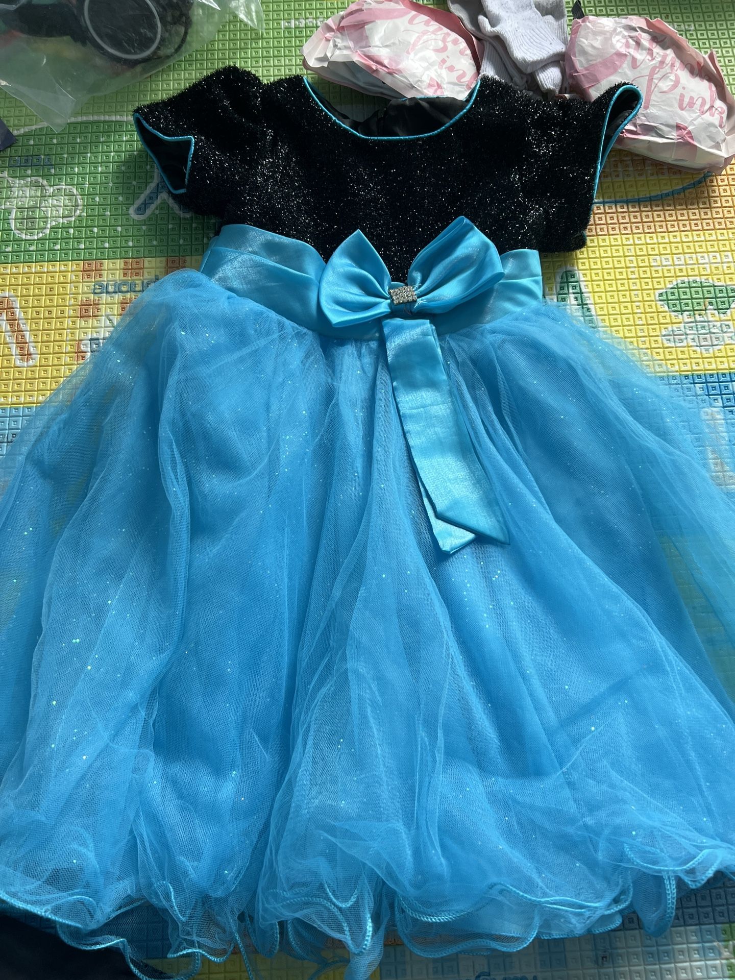 Kids 2t-5t Dresses And Jackets