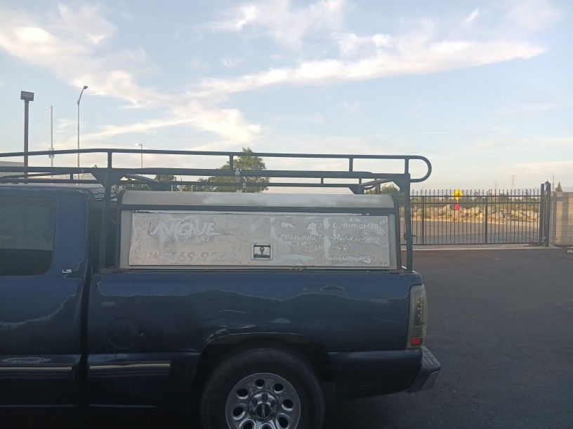 Utility Topper Camper
