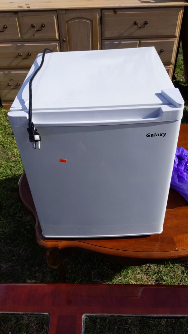 Galaxy mini fridge for Sale in San Diego, CA OfferUp