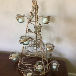 VINTAGE CANDÑE HOLDER UNIQUE DESOGN HOLDS UP TO 12 Candles Great For Decoration Pick Up SYLMAR GOLD METAL 