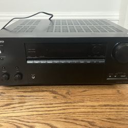 Onkyo - TX-NR696 7.2-Ch. with Dolby Atmos 4K Ultra HD HDR Compatible A/V Home Theater Receiver - Black