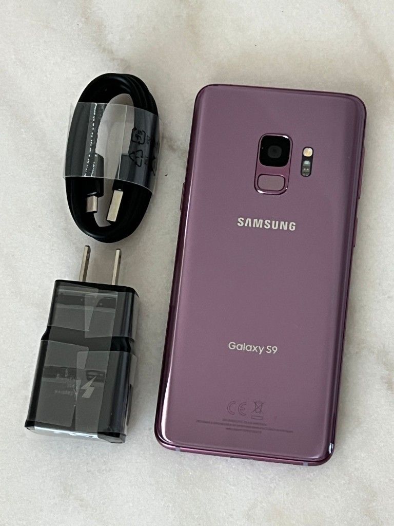 Samsung Galaxy S9  , Unlocked   for all Company Carrier ,  Excellent Condition  Like New 