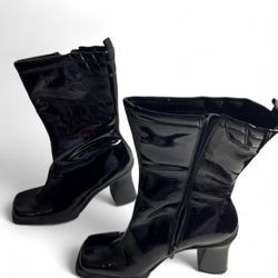 Reaction  Boots Black Patent Leather Size 8.5 M