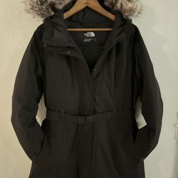 🧥 The North Face Women’s Arctic Parka – Size Large 🧥