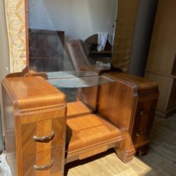 Antique Beauty Table 